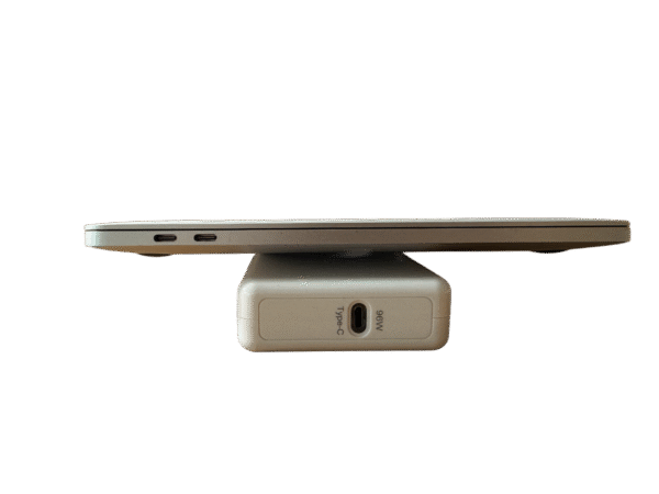 MacBook Pro 2019 Touchbar w/ Final Cut Pro, Logic Pro & Microsoft Office - Image 6