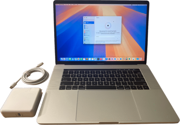 MacBook Pro 2017 15-Inch (i7) – 16GB RAM – Excellent – Creative & Office Apps Included