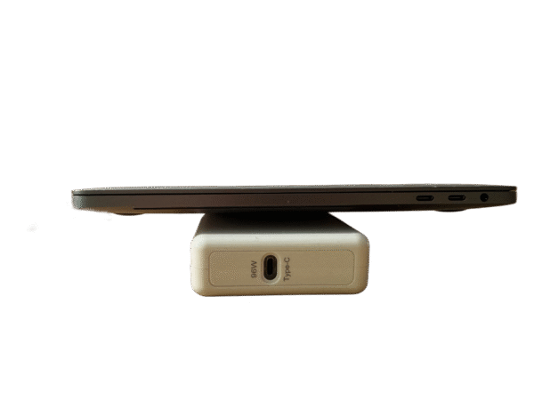 MacBook Pro 2017 TouchBar 13-Inch (i5) – 16GB RAM – Excellent – Creative & Office Apps Included - Image 6